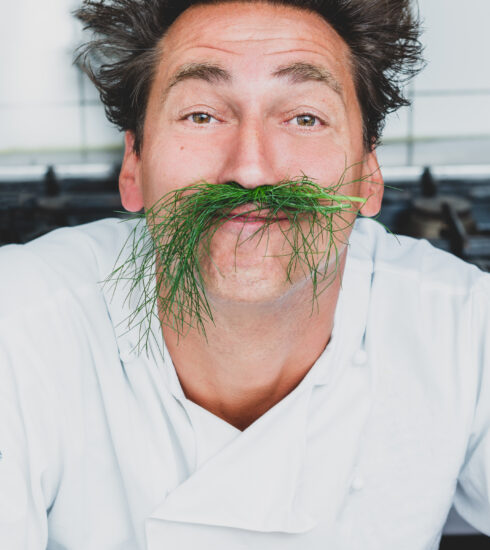 Kabarett trifft Kulinarik: Tobias Sudhoffs „Iss was?!“ – gt!nfo