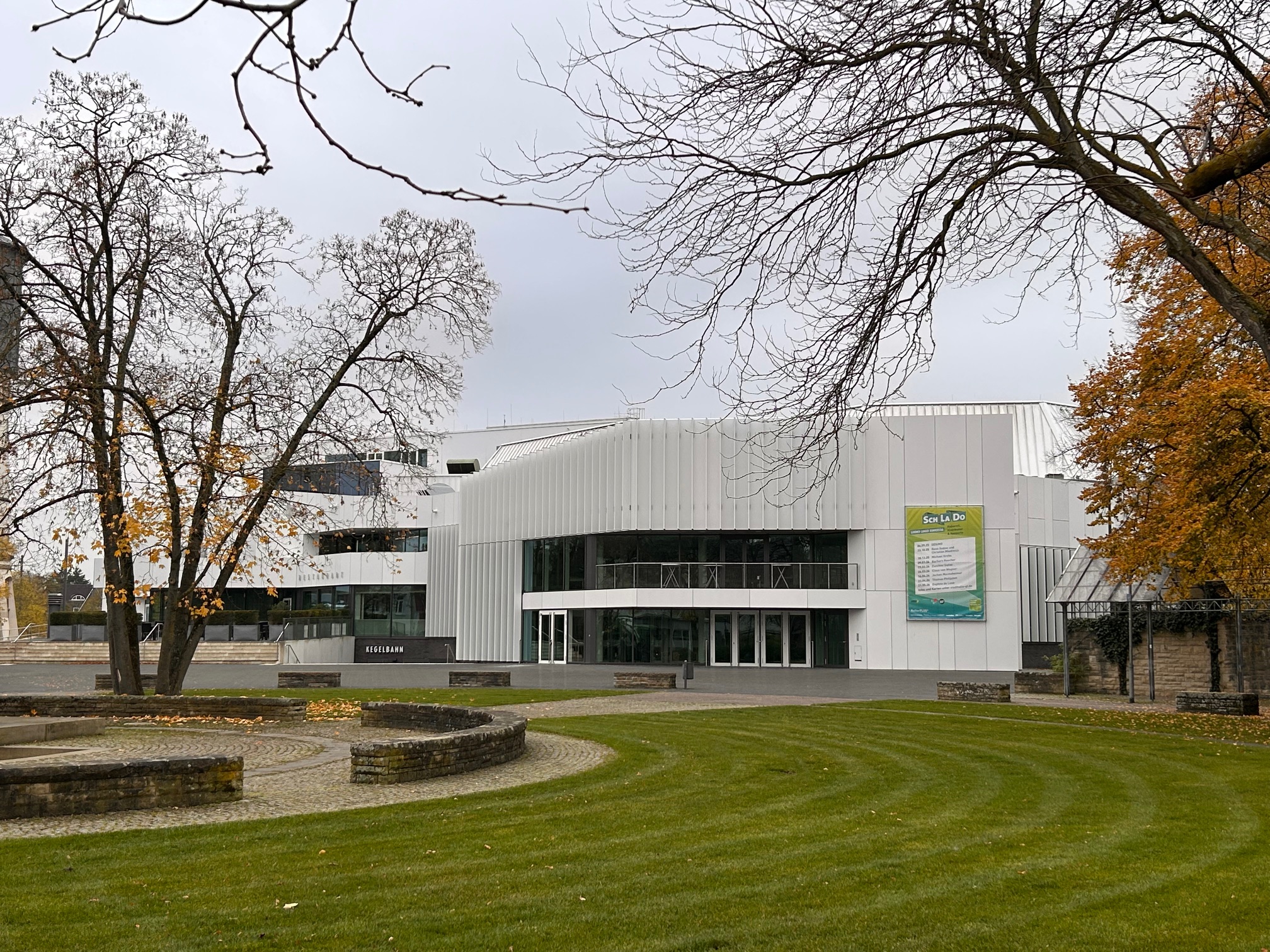 Weihnachtliche Kreativwerkstatt für Kinder und Jugendliche