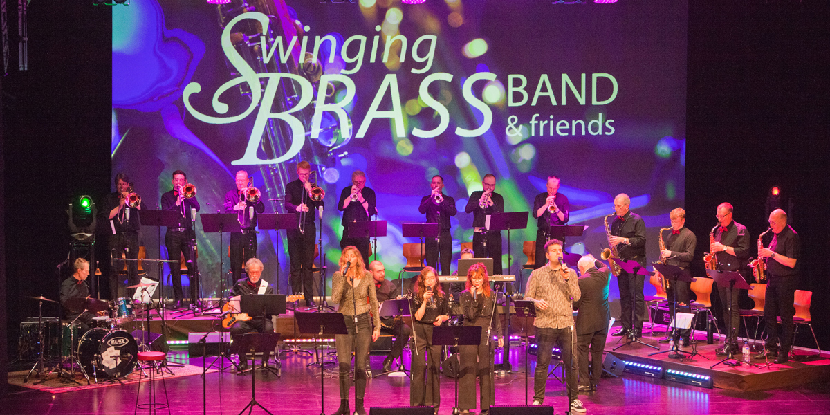 SwingingBrassBand: The Best of – Live