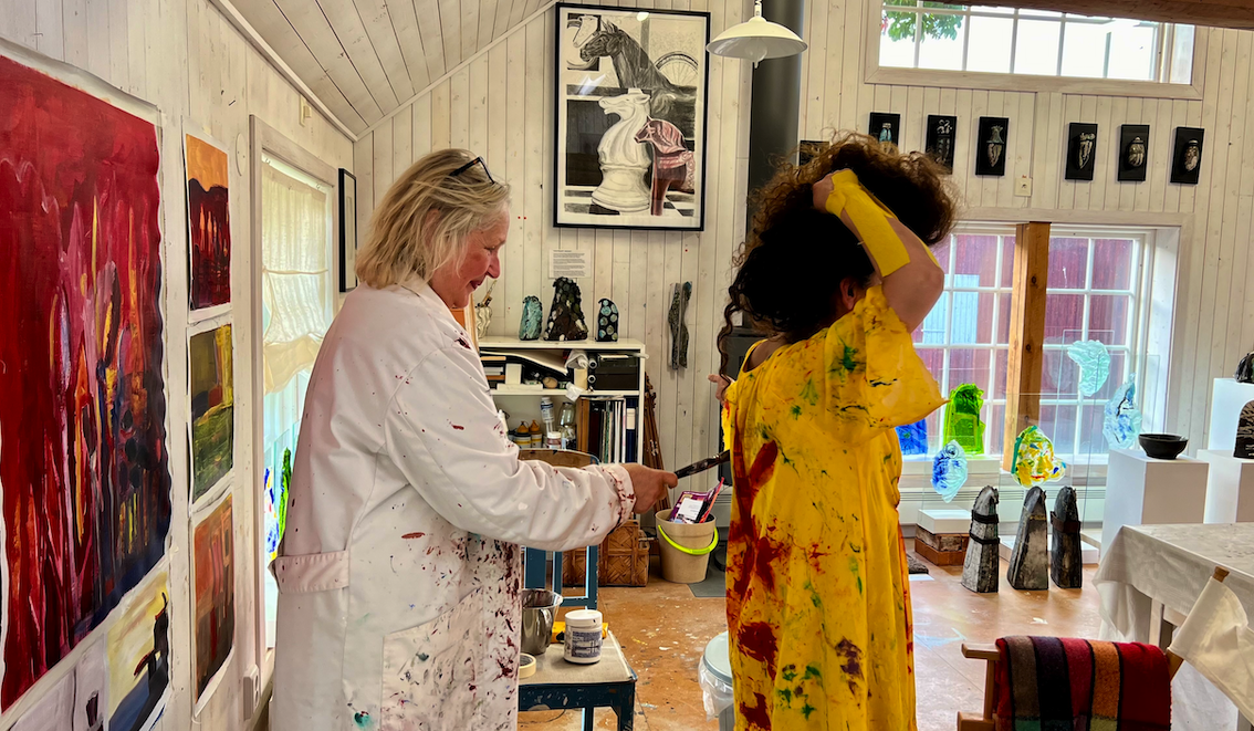 Schwedische Künstlerin stellt bei Nirgül aus